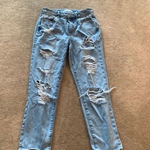 Pac Sun Mom Jeans size 25 distressed